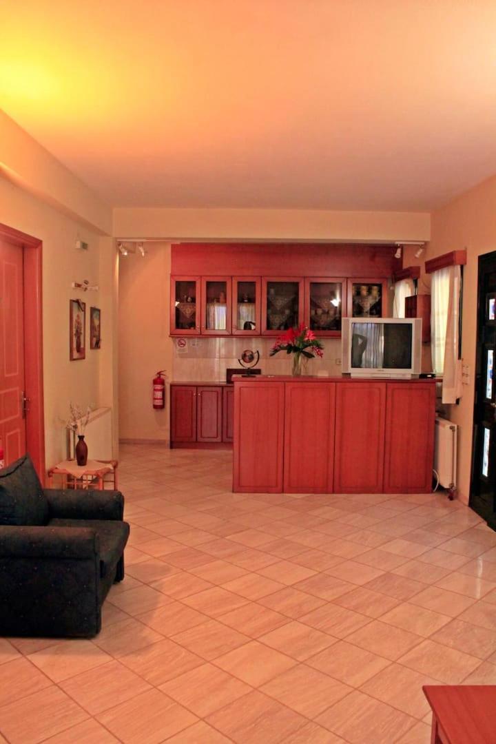 Guesthouse Bizani Neo Mpizani Extérieur photo