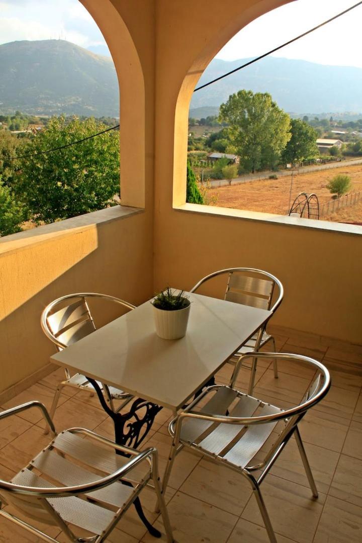 Guesthouse Bizani Neo Mpizani Extérieur photo